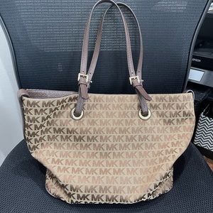 MK brown purse